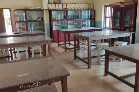 Sacred Heart Biology & Botany Scientific Research Lab